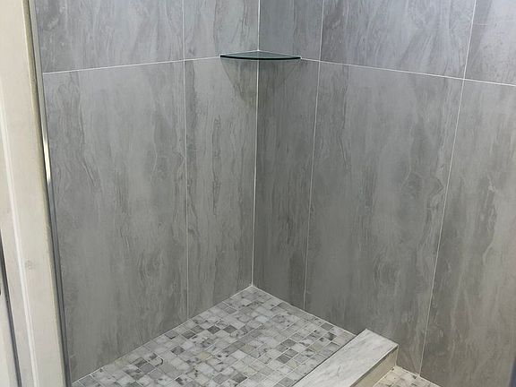 4th image of 4883 Freedom Cir #702