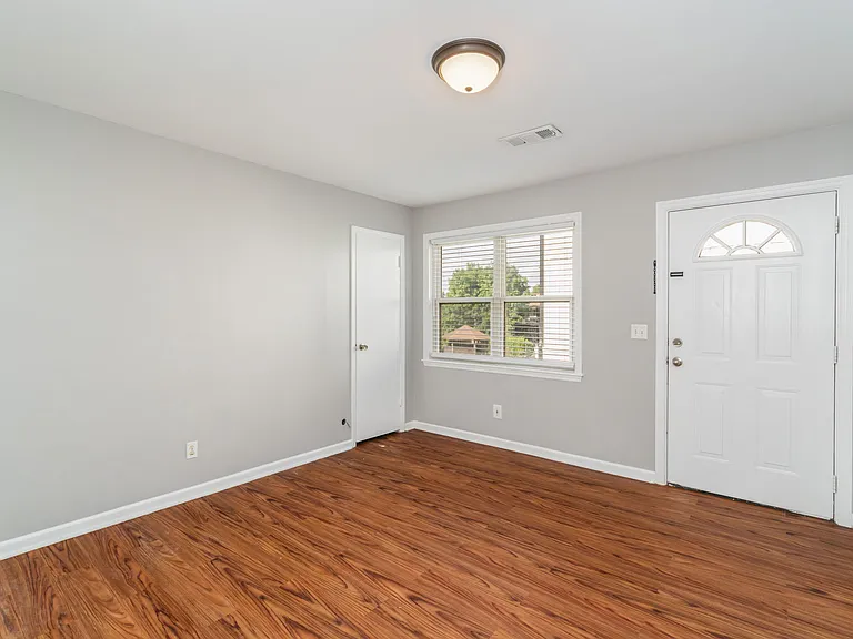 2751 Jersey Ave #2 — Photo 4