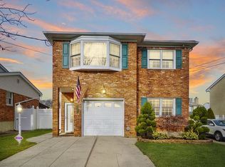 337 Detroit Ave, Staten Island, NY 10312