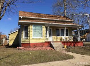 117 W 4th St, Delavan, IL 61734