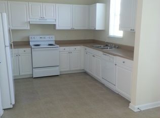 109 Belle Point Dr, Mount Pleasant, SC 29464
