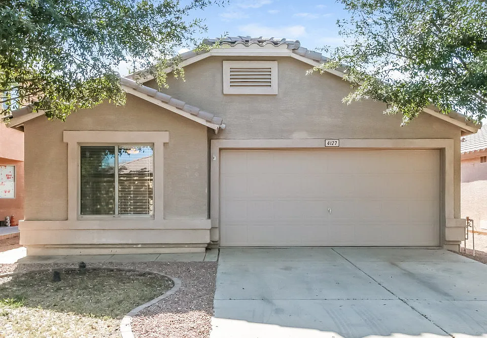 4127 E Mica Rd