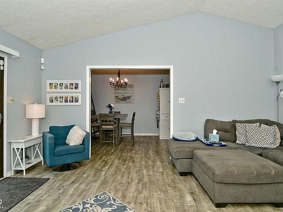 4th image of 4408 Dunsany Cir