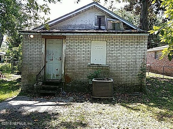 2nd image of 1251 W 31st St