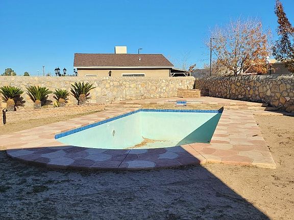 5th image of 12537 Tierra Libre Way
