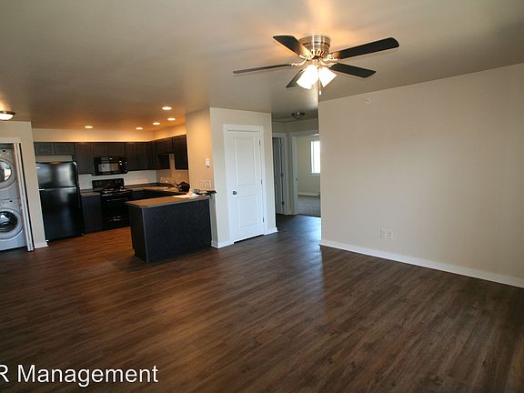 4th image of 3045 N 27th Ave APT 7