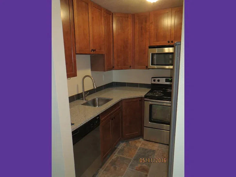 3 bed, 1.5 bath, 1225 sqft, $2,500 — Photo 4