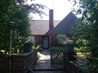 9346 Fauntleroy Way SW, Seattle, WA 98136