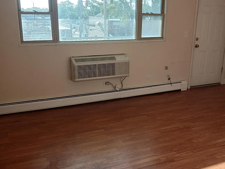 3225 W 111th St #303 — Photo 7