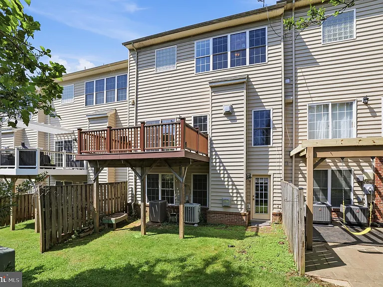 6403 Velliety Ln — Photo 63