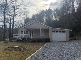 3182 Gabriels Creek Rd, Mars Hill, NC 28754