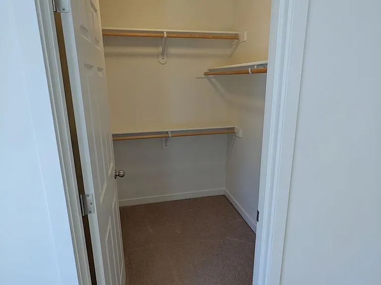 Halsey East Townhomes — Photo 35