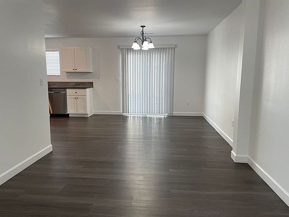 2nd image of 713 3rd Ave NE Lot 5