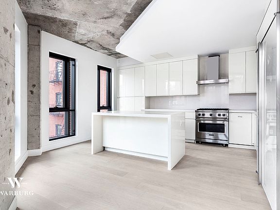 4th image of 200 W 11th St #3