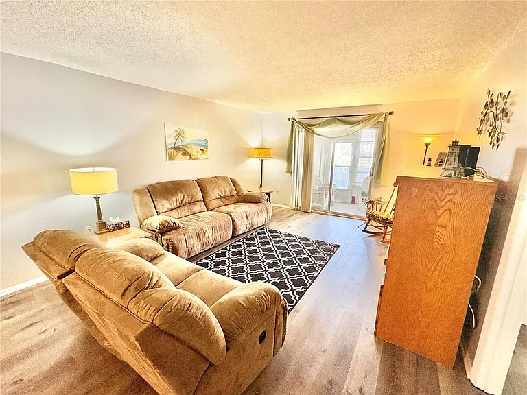 3064 Lake Bayshore Dr #115 — Photo 39