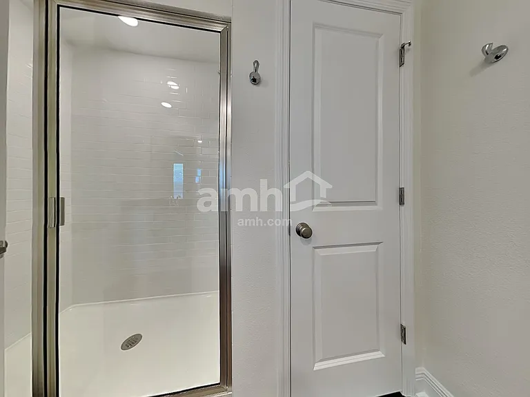 27334 Saint Andrews Ave — Photo 17
