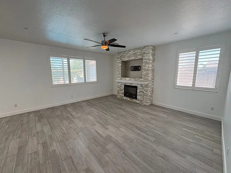 3726 N Shady Ct — Photo 28