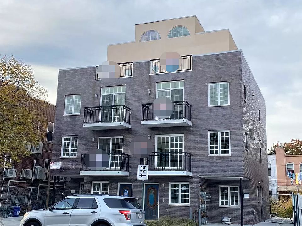1st image of 8136 Bay 16 St #1