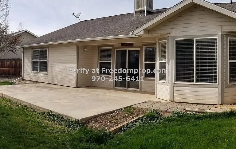 736 Galena Dr — Photo 10