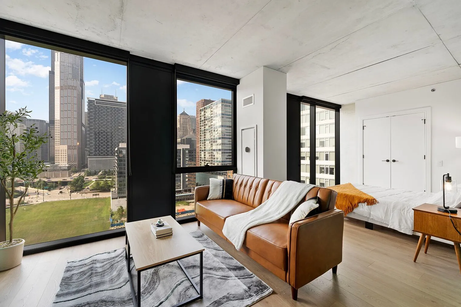 1 bed, 1.0 bath, $3,738 — Photo 4