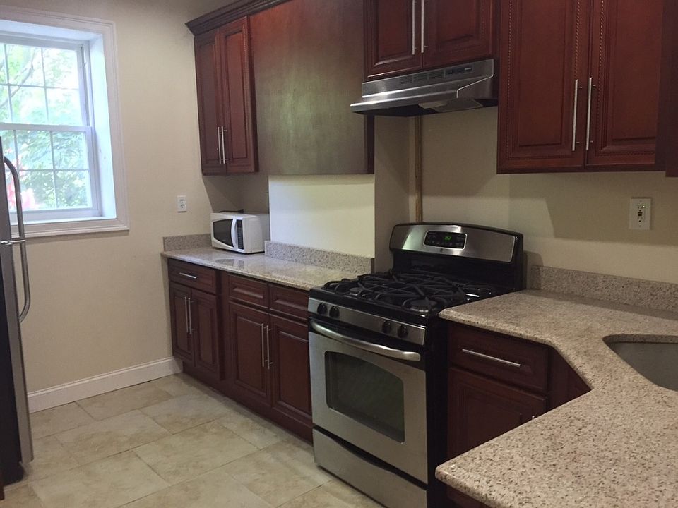 1st image of 625 Nostrand Ave #1