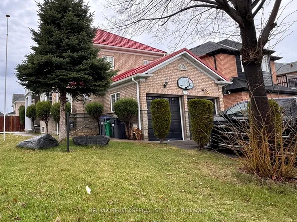 2 Loggers Ln, Brampton, ON L6X 4T3