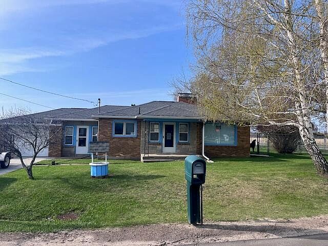1st image of 2991 Blades Rd