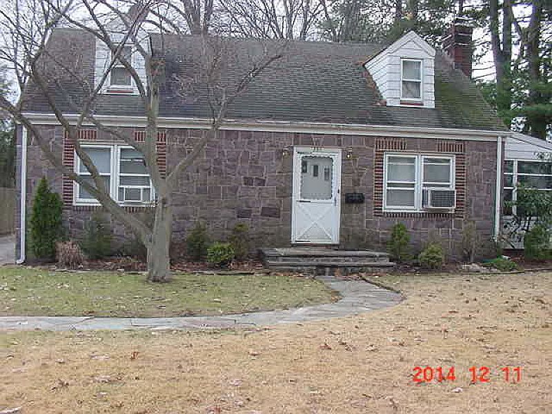 2nd image of 391 W End Ave
