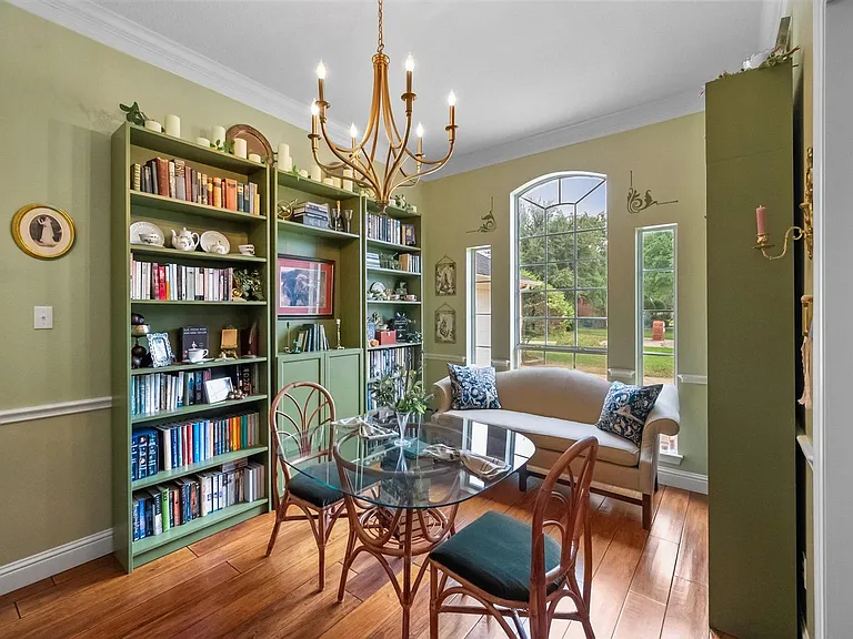 3 Savoy Ct — Photo 7