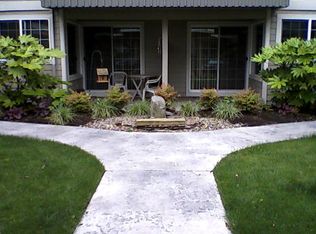 580 S 3rd St #1-12, Harrisburg, OR 97446
