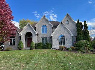 1711 Stonebridge Dr S, Ann Arbor, MI