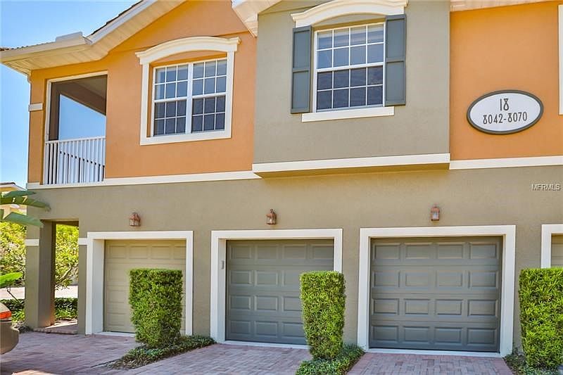 Front View 8050 Moonstone corner unit