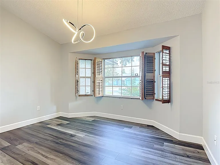 227 Robbins Rest Cir — Photo 6