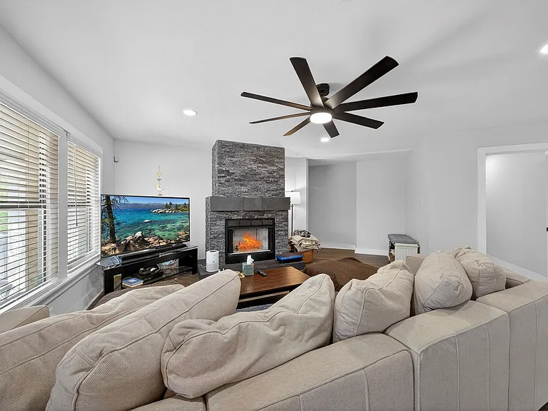 15262 Moonlit Grv — Photo 10