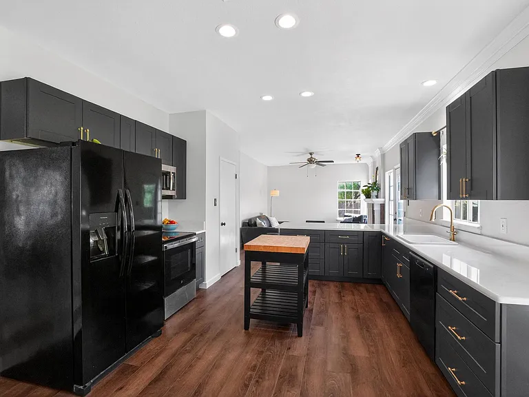 8113 Willet Trl — Photo 4