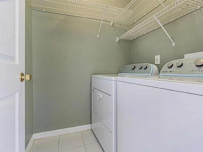 1550 Maximilian Dr — Photo 22