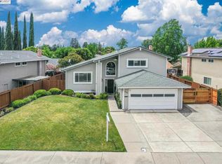 883 Geraldine St, Livermore, CA 94550