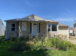 1834 Bateman St, Hastings, NE 68901