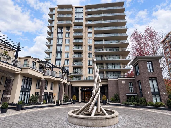 175 W 1st St #701, North Vancouver, BC V7M 3N9