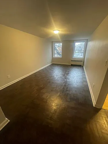 103 Chancellor Ave Photo 1