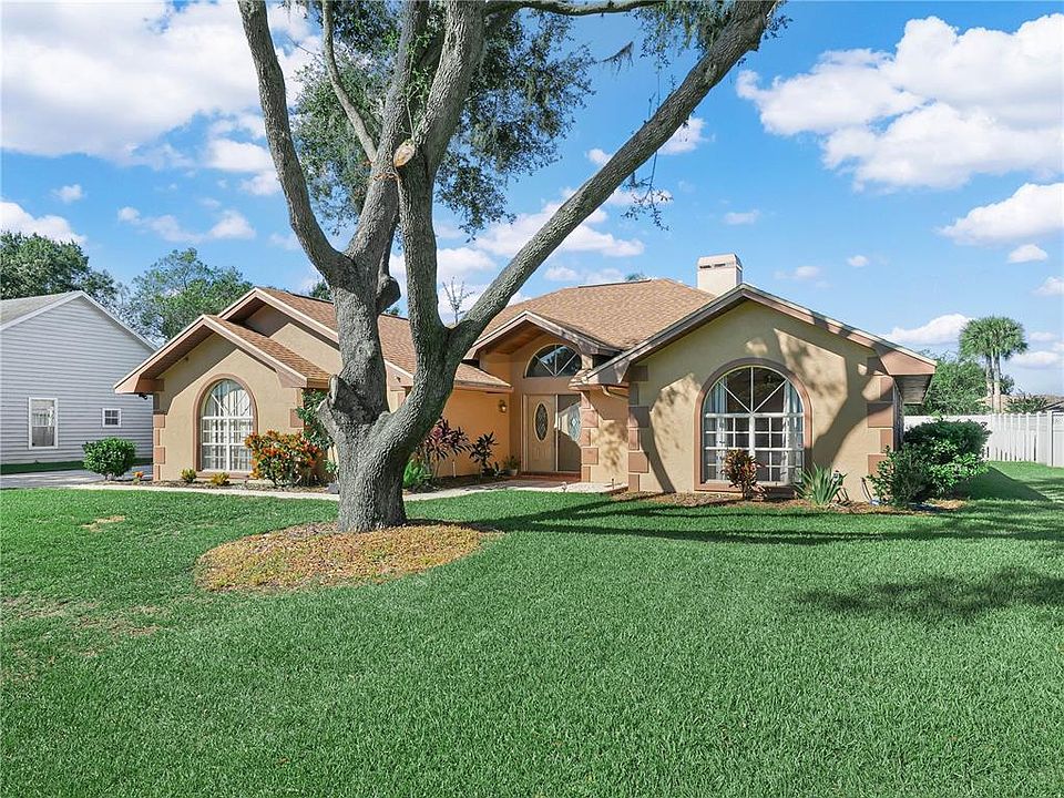 1st image of 805 CARLTON COURT