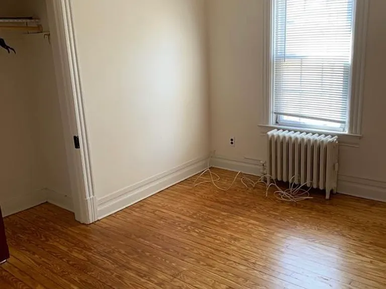 237 W Main St — Photo 8