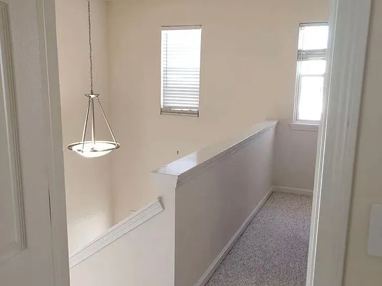 80 Westfield Pl — Photo 6