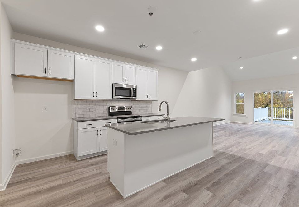 WR-34 Kitchen