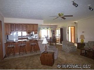 4th image of 709 Greenwood Dr