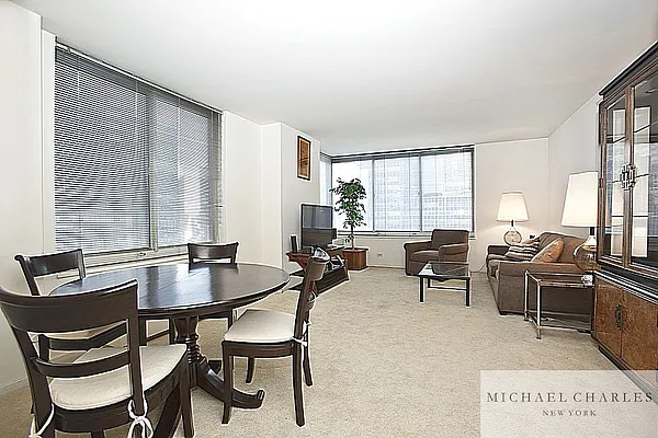 Rented by Michael Charles New York | media 16