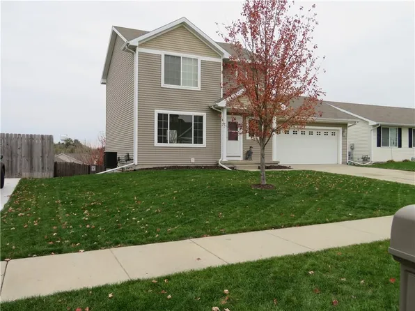 430 Ridgewood Blvd, Pleasant Hill, IA 50327