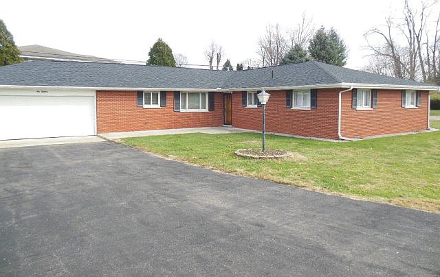1st image of 118 Columbia Dr