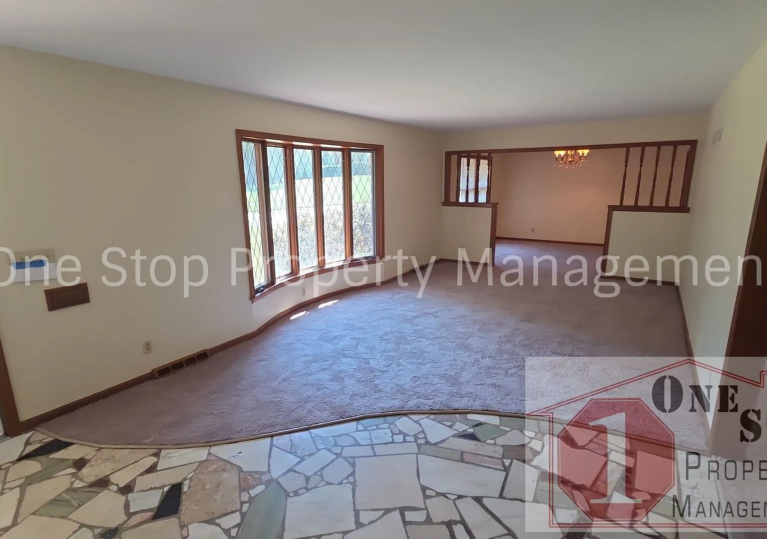 Huge 4 Bedroom, 4 Bathroom in Independence! — Photo 4