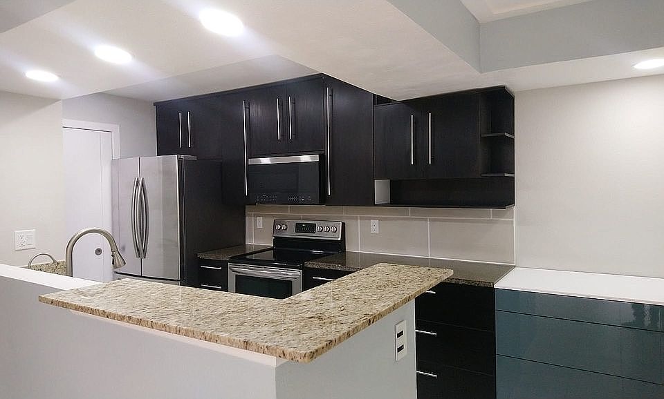 Cabinets to the ceiling!